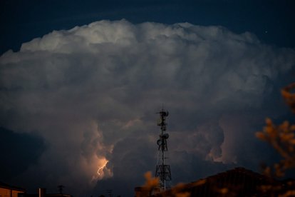 Los rayos producidos en Aragón fueron visibles en los cielos sorianos