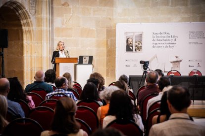 Las conferencias se celebraron en el Centro Cultural Santa Clara