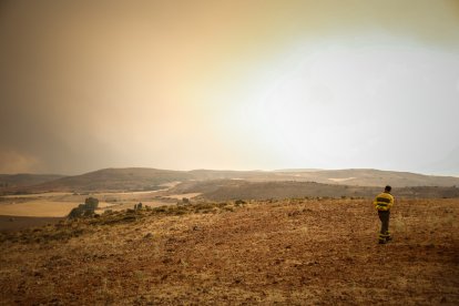 Tensión en el límite provincial de Soria y Guadalajara por el incendio.