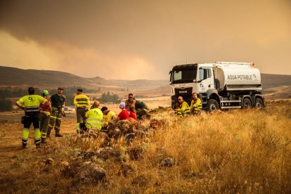 Tensión en el límite provincial de Soria y Guadalajara por el incendio.