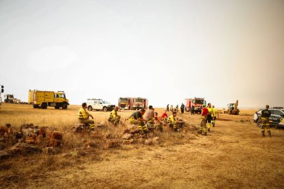 Tensión en el límite provincial de Soria y Guadalajara por el incendio.