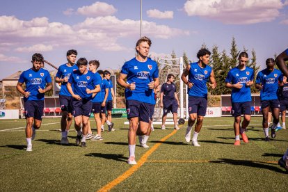 Comienza una nueva campaña con un renovado plantel