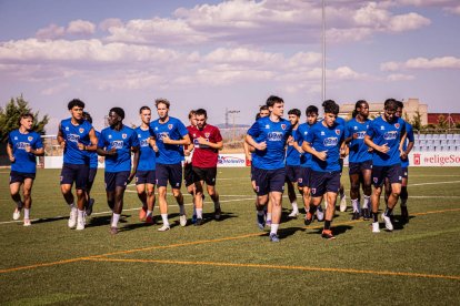 Comienza una nueva campaña con un renovado plantel