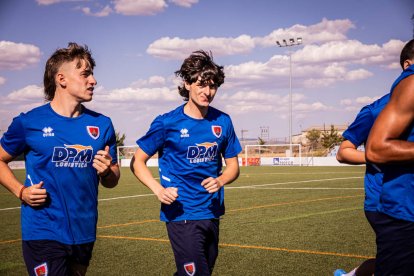 Comienza una nueva campaña con un renovado plantel