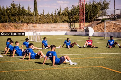 Comienza una nueva campaña con un renovado plantel