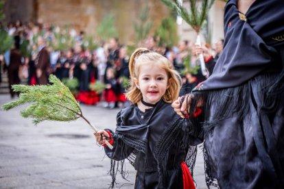 Una celebración festiva que conmemora cuando el pino se convirtió en arma