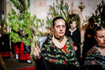 Una celebración festiva que conmemora cuando el pino se convirtió en arma