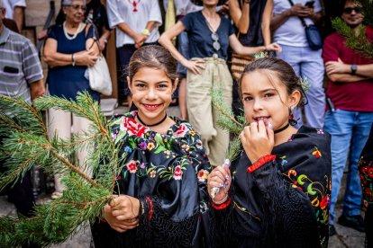 Una celebración festiva que conmemora cuando el pino se convirtió en arma