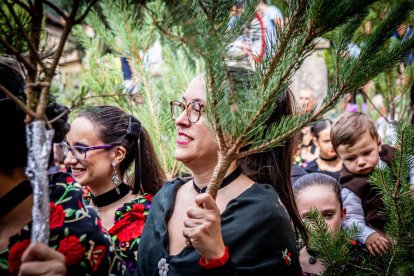 Una celebración festiva que conmemora cuando el pino se convirtió en arma