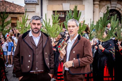Una celebración festiva que conmemora cuando el pino se convirtió en arma