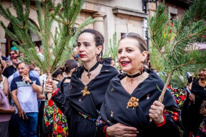 Una celebración festiva que conmemora cuando el pino se convirtió en arma