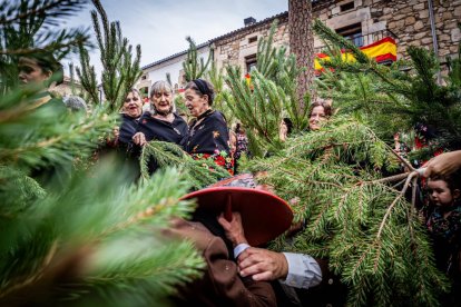 Una celebración festiva que conmemora cuando el pino se convirtió en arma