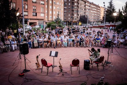 Raíces cruzadas puso la nota soriana a los conciertos en los barrios