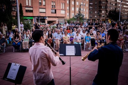 Raíces cruzadas puso la nota soriana a los conciertos en los barrios