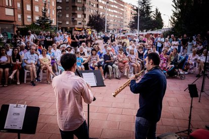 Raíces cruzadas puso la nota soriana a los conciertos en los barrios