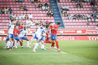 El C. D. Numancia ultima su puesta a punto para el inicio de la temporada 2026/27.