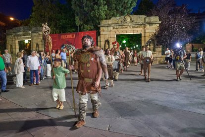 Recreación histórica de la Vulcanalia por las calles de Soria.