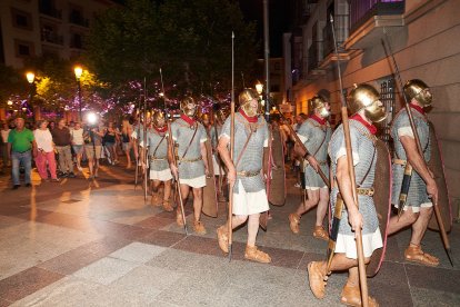 Recreación histórica de la Vulcanalia por las calles de Soria.