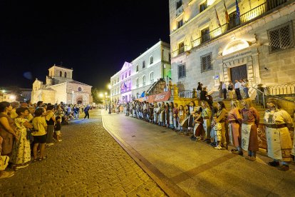 Recreación histórica de la Vulcanalia por las calles de Soria.