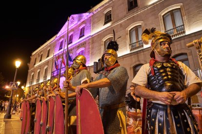 Recreación histórica de la Vulcanalia por las calles de Soria.