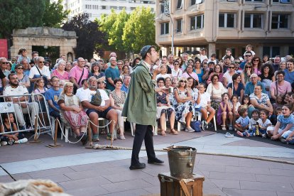 Mariano Granados fue escenario de la última cita del Teatro de Calle.