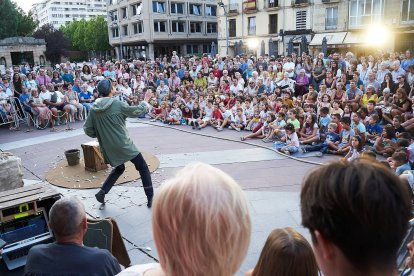 Mariano Granados fue escenario de la última cita del Teatro de Calle.