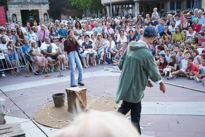 Mariano Granados fue escenario de la última cita del Teatro de Calle.