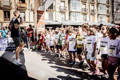 Una previa al 5k y la 21k en la que los pequeños atletas pudieron compartir con los olímpicos
