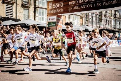 Una previa al 5k y la 21k en la que los pequeños atletas pudieron compartir con los olímpicos