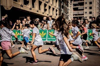 Una previa al 5k y la 21k en la que los pequeños atletas pudieron compartir con los olímpicos
