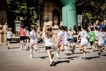 Una previa al 5k y la 21k en la que los pequeños atletas pudieron compartir con los olímpicos