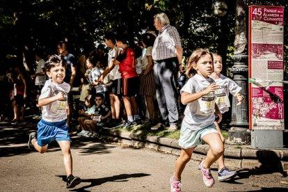 Una previa al 5k y la 21k en la que los pequeños atletas pudieron compartir con los olímpicos