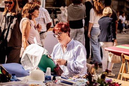 La fiesta del encaje textil reúne a cientos de artistas