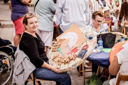 La fiesta del encaje textil reúne a cientos de artistas