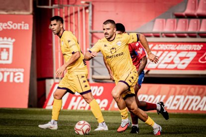Victoria en el campo y fiesta en las gradas con un Numancia líder