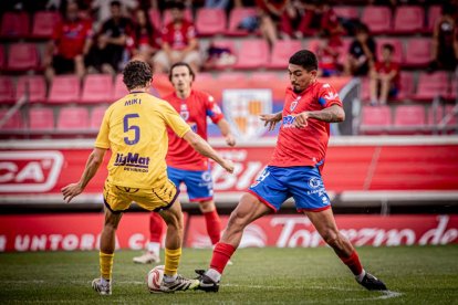 Victoria en el campo y fiesta en las gradas con un Numancia líder