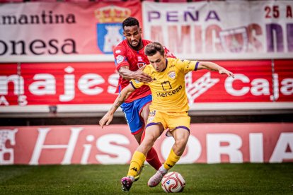 Victoria en el campo y fiesta en las gradas con un Numancia líder