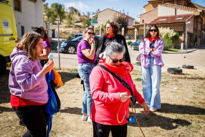 Integrantes de las peñas de Ágreda durante la tradicional bajada.