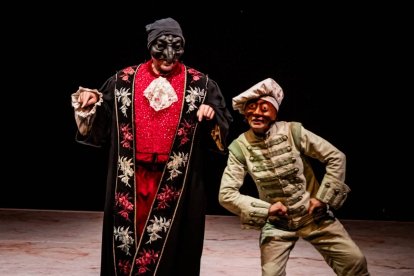 Els Joglars lleva a la Audiencia la sátira de Cervantes con un retablo muy pegado al presente