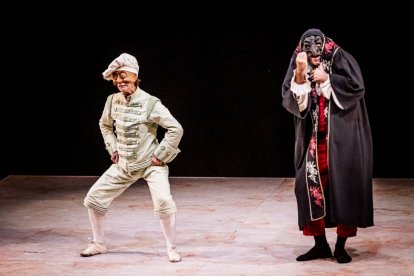 Els Joglars lleva a la Audiencia la sátira de Cervantes con un retablo muy pegado al presente
