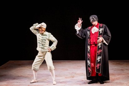 Els Joglars lleva a la Audiencia la sátira de Cervantes con un retablo muy pegado al presente