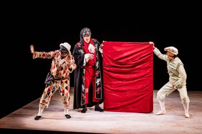 Els Joglars lleva a la Audiencia la sátira de Cervantes con un retablo muy pegado al presente