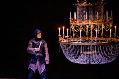 Els Joglars lleva a la Audiencia la sátira de Cervantes con un retablo muy pegado al presente