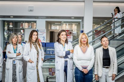 Pacientes y sanitarios pudieron contemplar un concierto fuera de lo común