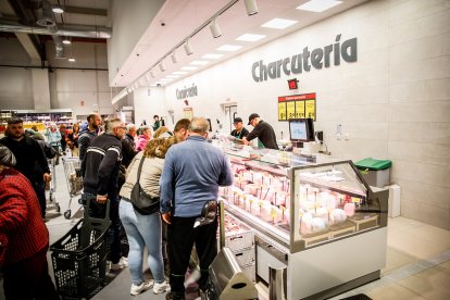 Soria suma una nueva superficie comercial de gran formato y ahorro.
