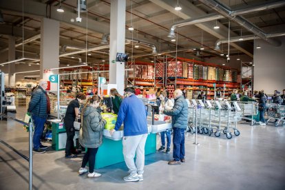 Soria suma una nueva superficie comercial de gran formato y ahorro.