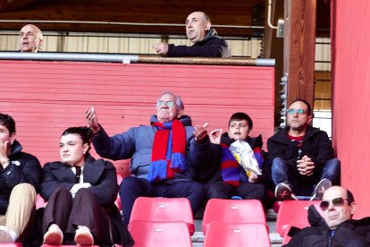 Los rojillos encajan su primera derrota tras una dolorosa remontada del Navalcarnero.