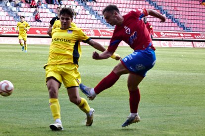 Los rojillos encajan su primera derrota tras una dolorosa remontada del Navalcarnero.