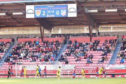 Los rojillos encajan su primera derrota tras una dolorosa remontada del Navalcarnero.