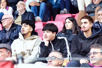 Los rojillos encajan su primera derrota tras una dolorosa remontada del Navalcarnero.